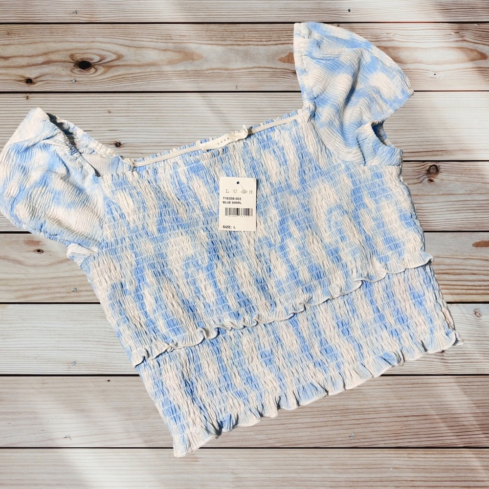 New Lush Smocked Crop Top Womans L‎ Blue Swirl Puff Sleeve Tie Dye Summer Top